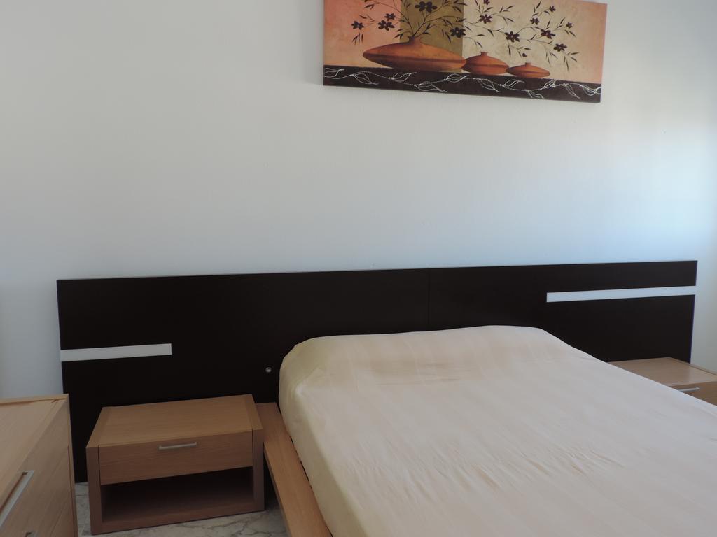 Apartamento Barbancho Casar de Cáceres Esterno foto